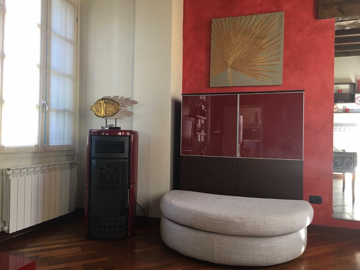 Feeling At Home - Varese Apartment Exterior foto